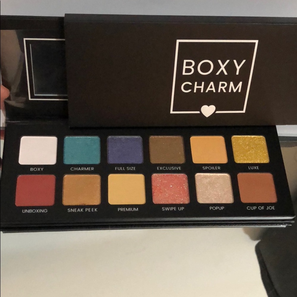 NIB Boxy Charm Hello, Charmer! Eyeshadow Palette